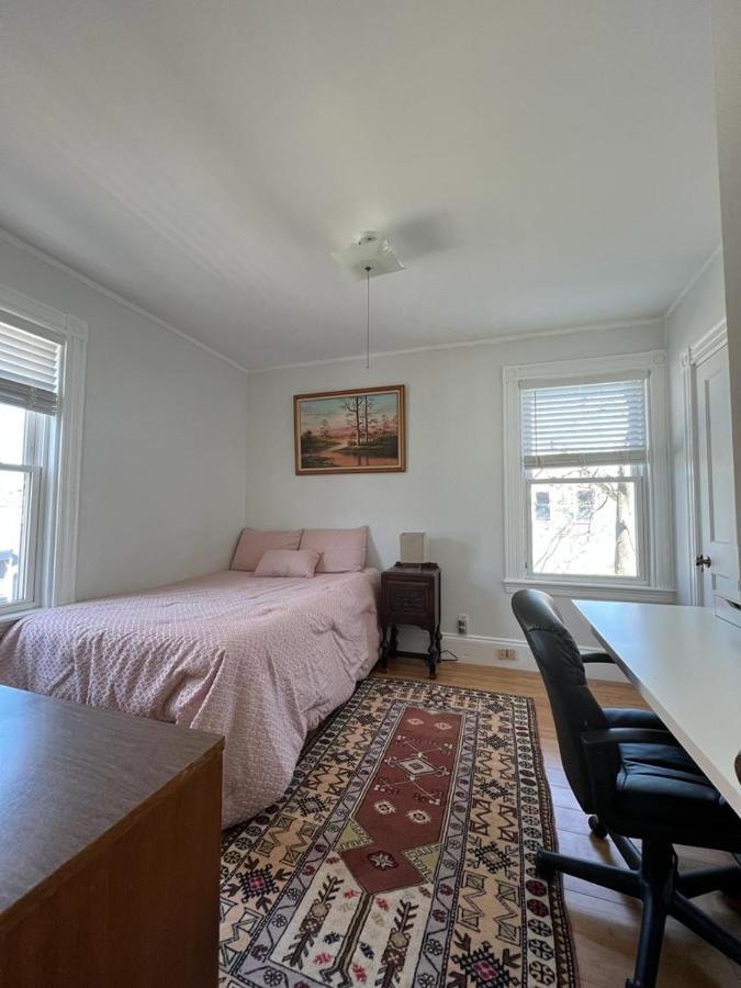 Private Room In A Grand House Boston Exterior foto