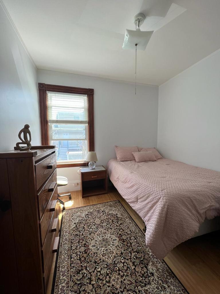 Private Room In A Grand House Boston Exterior foto