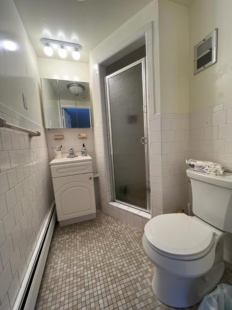 Private Room In A Grand House Boston Exterior foto